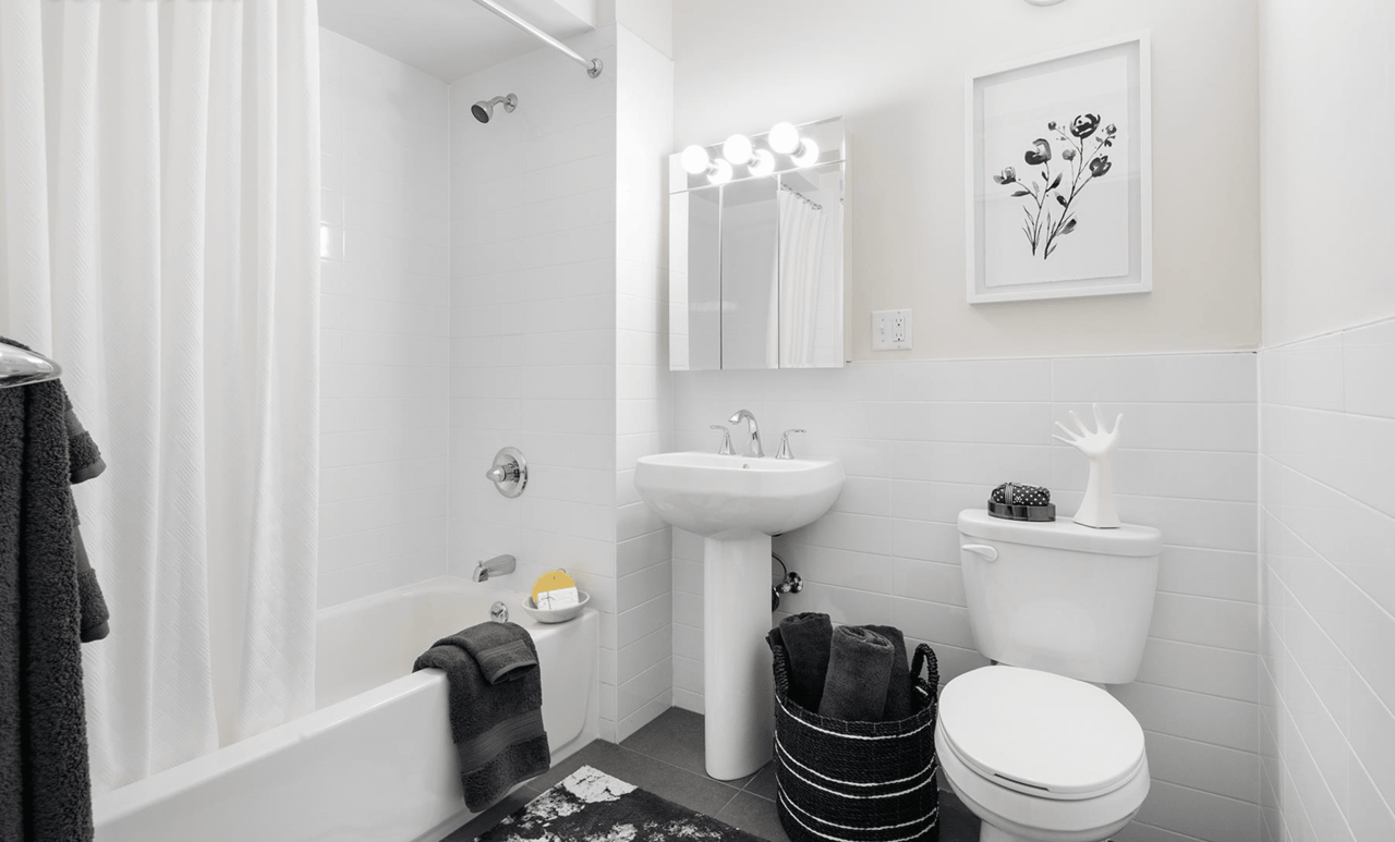 33 Lincoln Rd, #5D