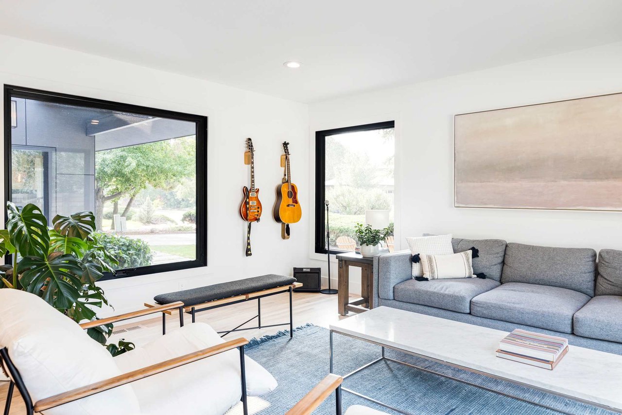 6095 Old Brompton Road