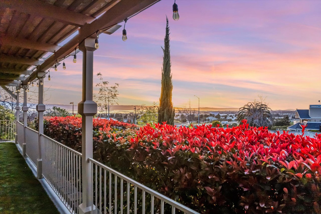 Spectacular Weibel  Residence in Fremont