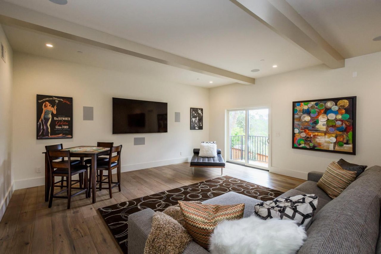 118 Los Montes Dr