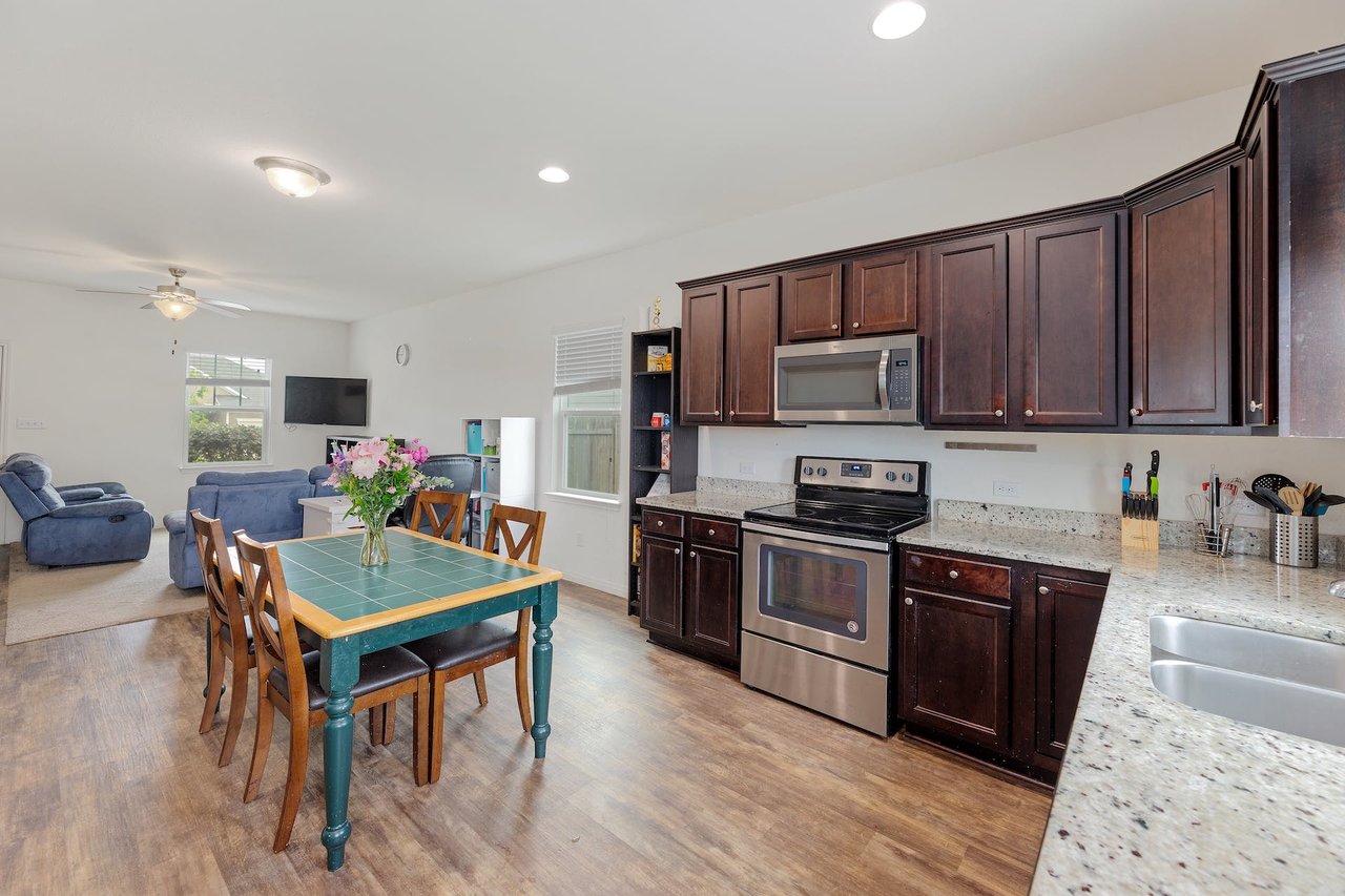 13912 Mark Christopher Way, Manor