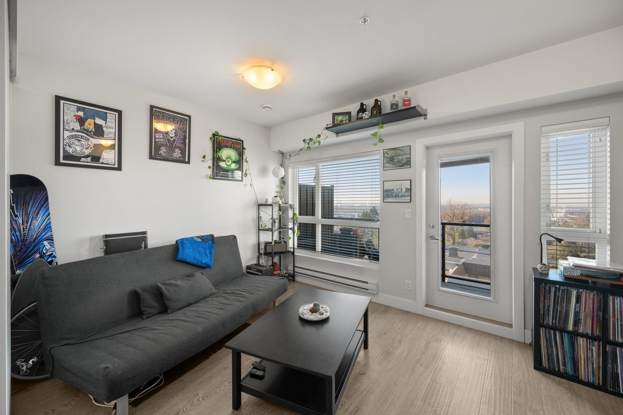 508-809 Fourth Ave