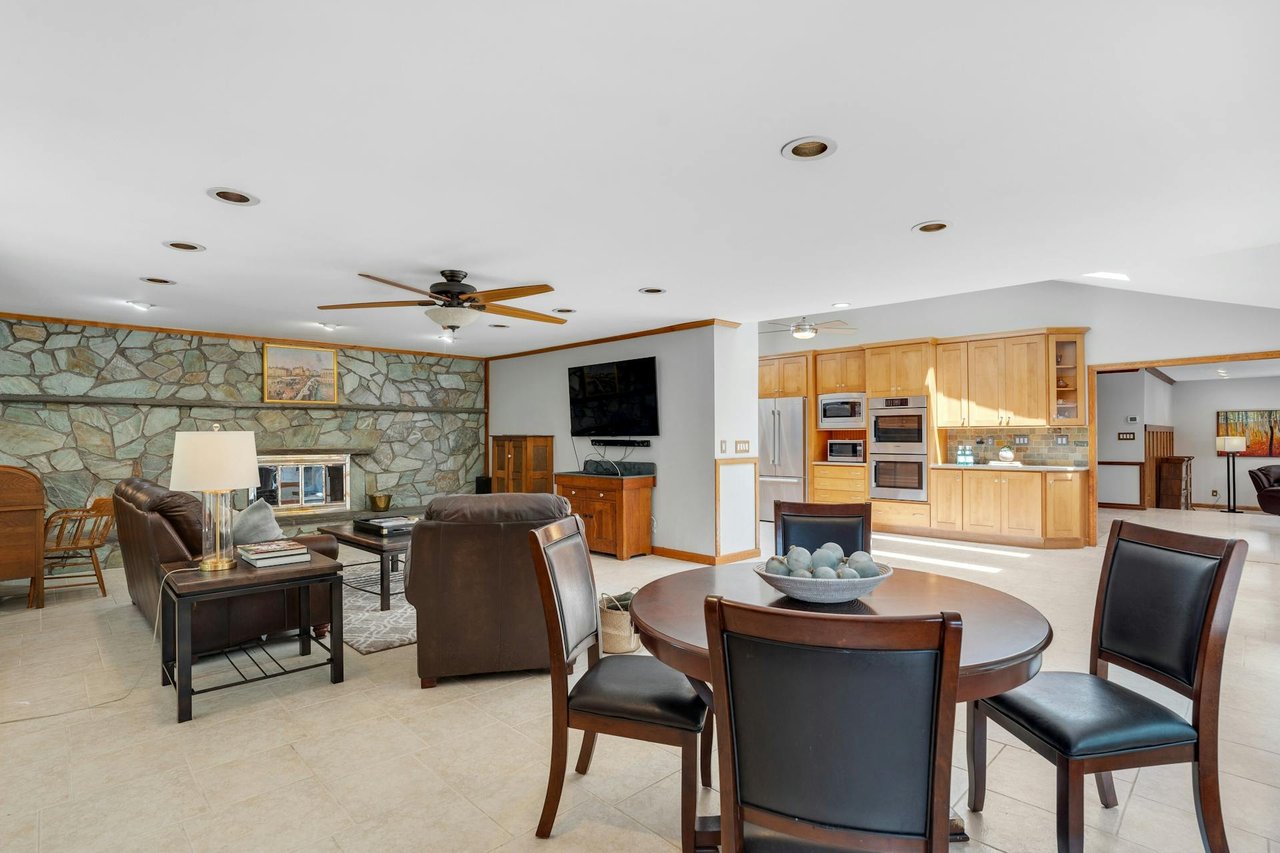 5 Charlotte Court