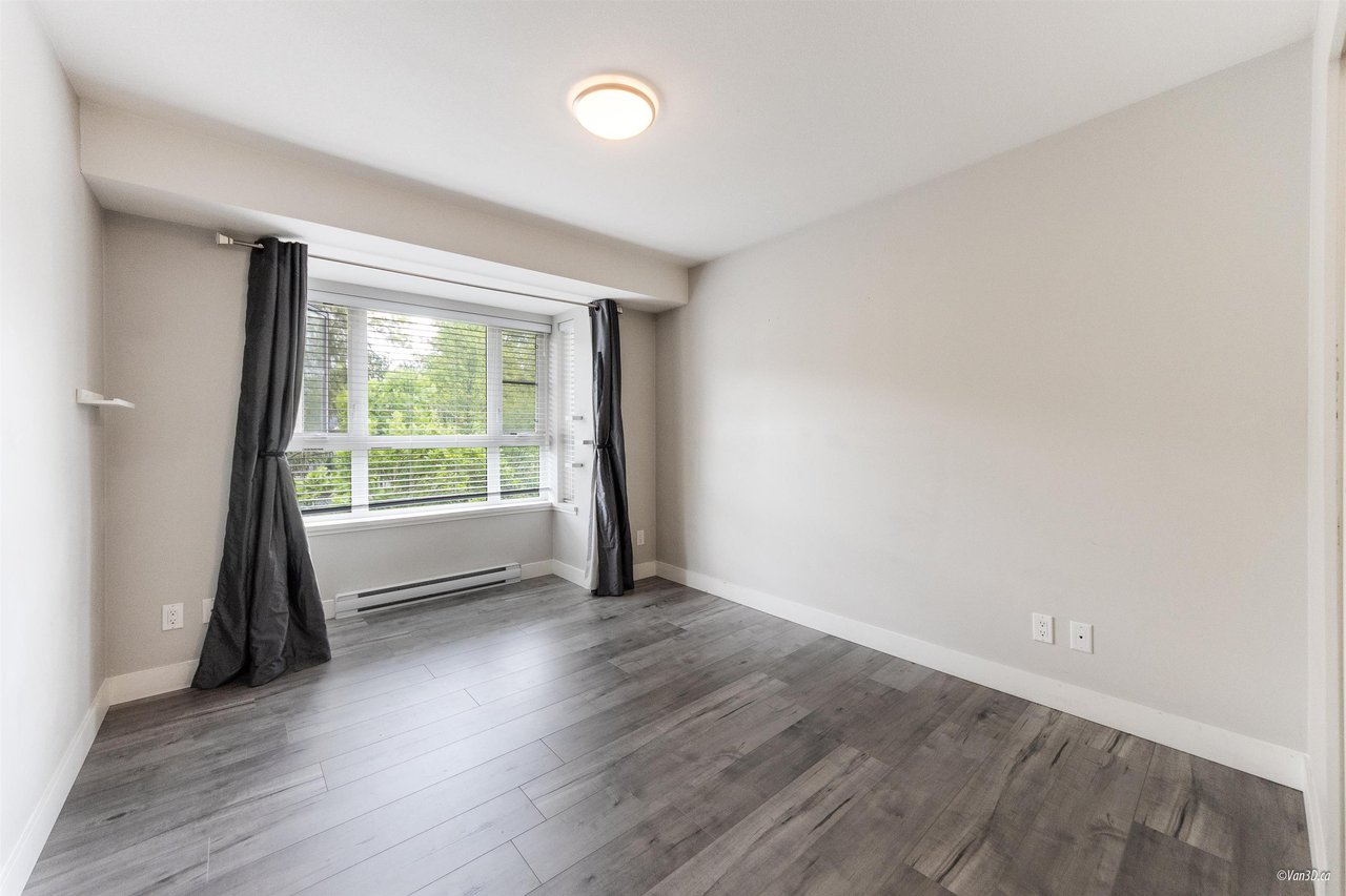 208-12075 Edge Street, Maple Ridge