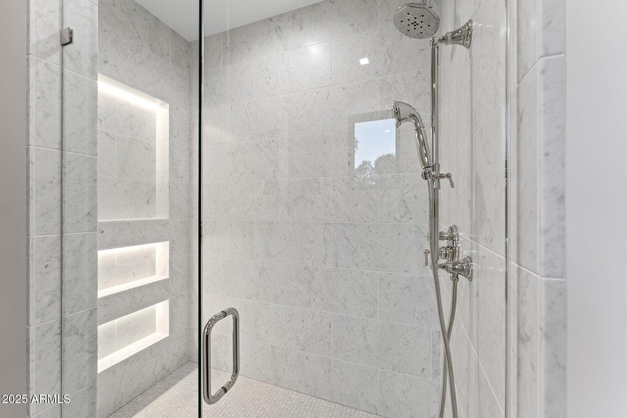 7501 N Eucalyptus Dr