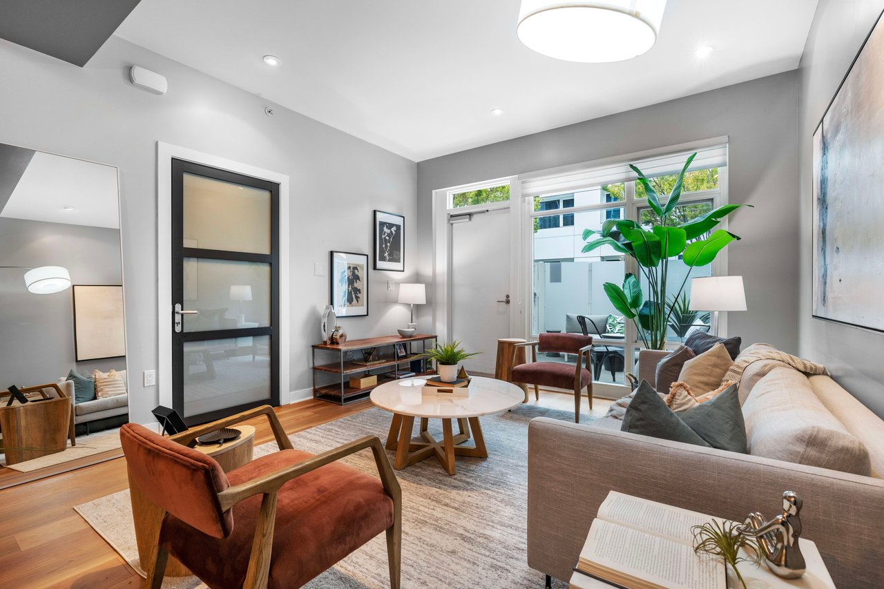 300 Berry St. # 445