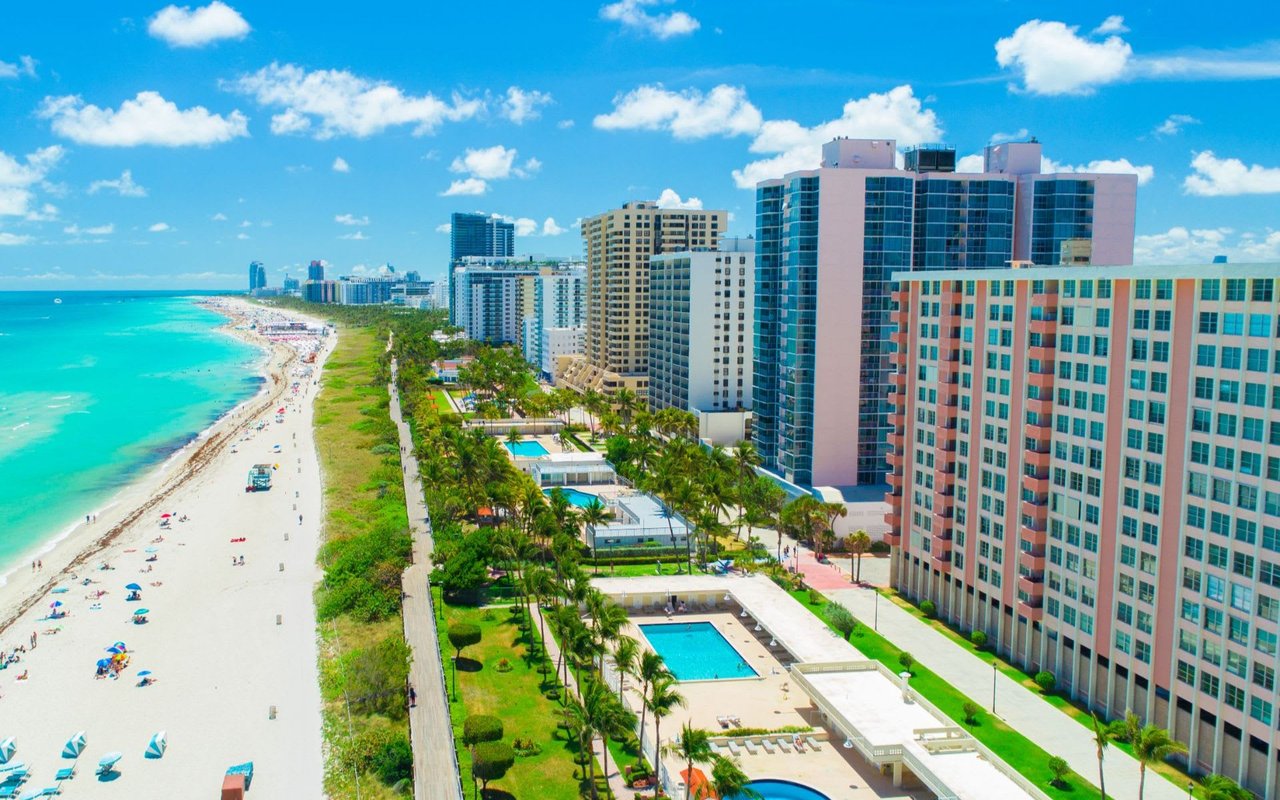 From Brickell to Surfside, Which Miami Neighborhood is Right for You?