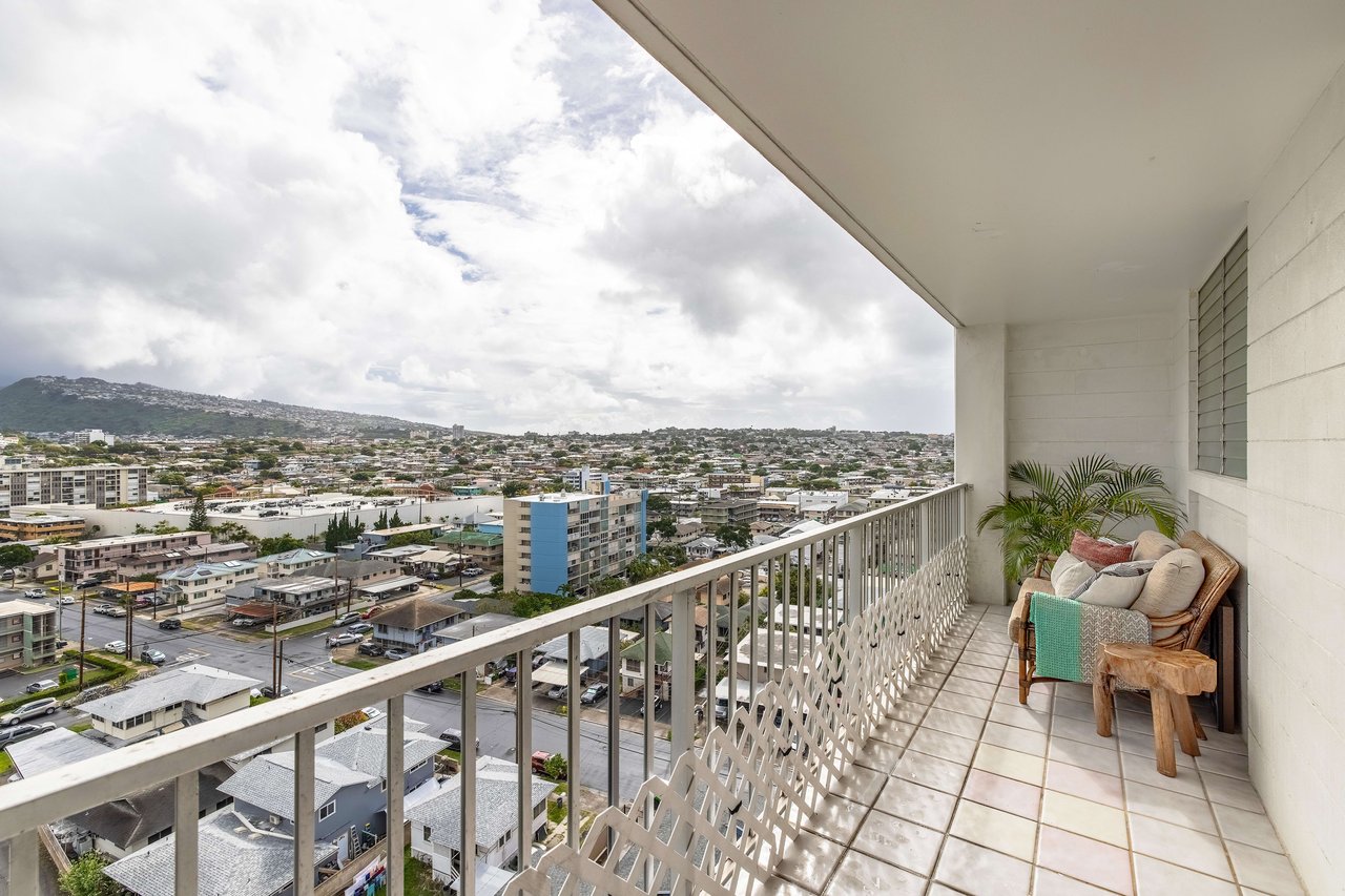 Summer Villa | Kapahulu
