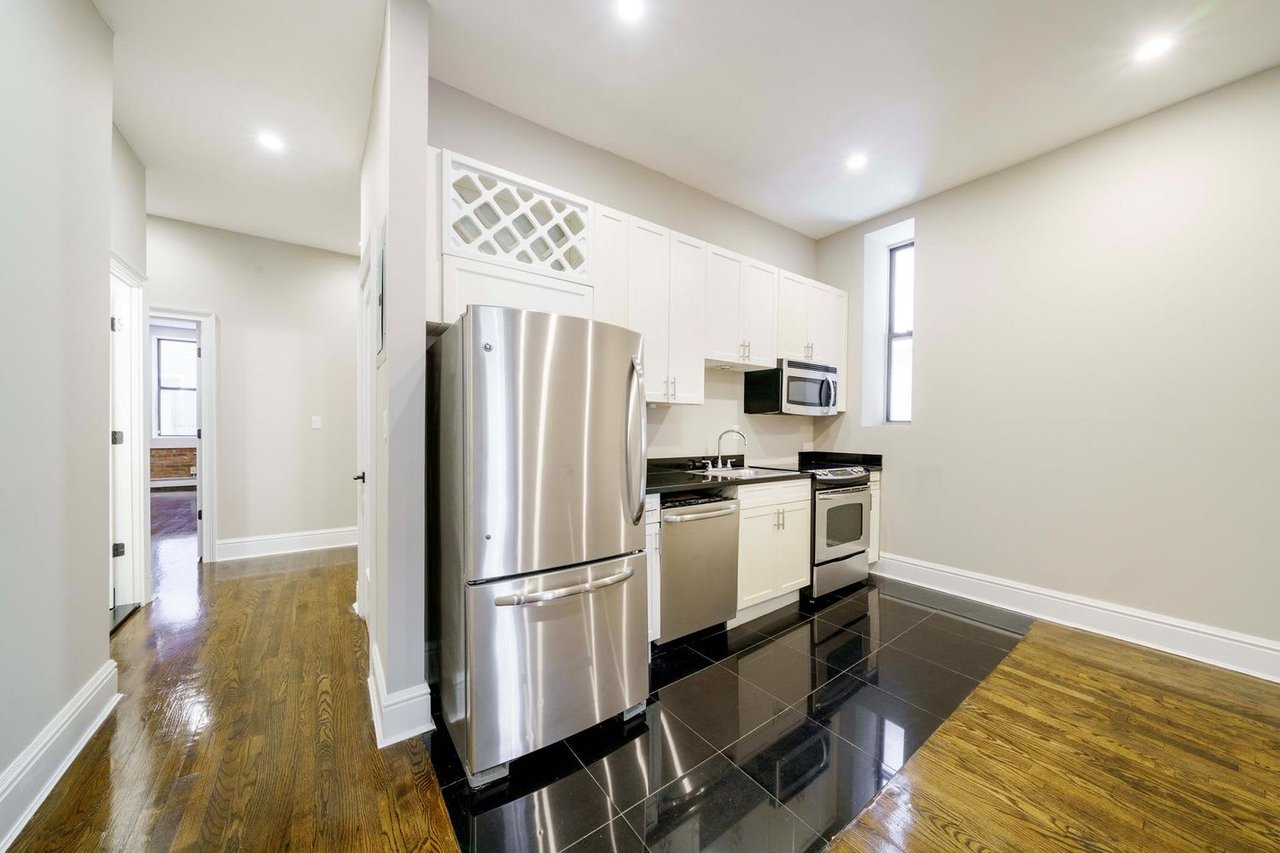 120 West 25th St, #2W