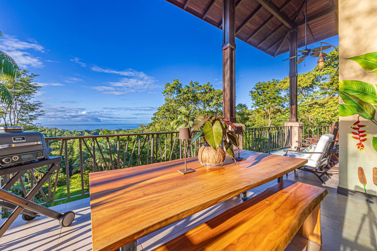 Luxurious Coastal Retreat with Ocean Views in Uvita, Costa Rica