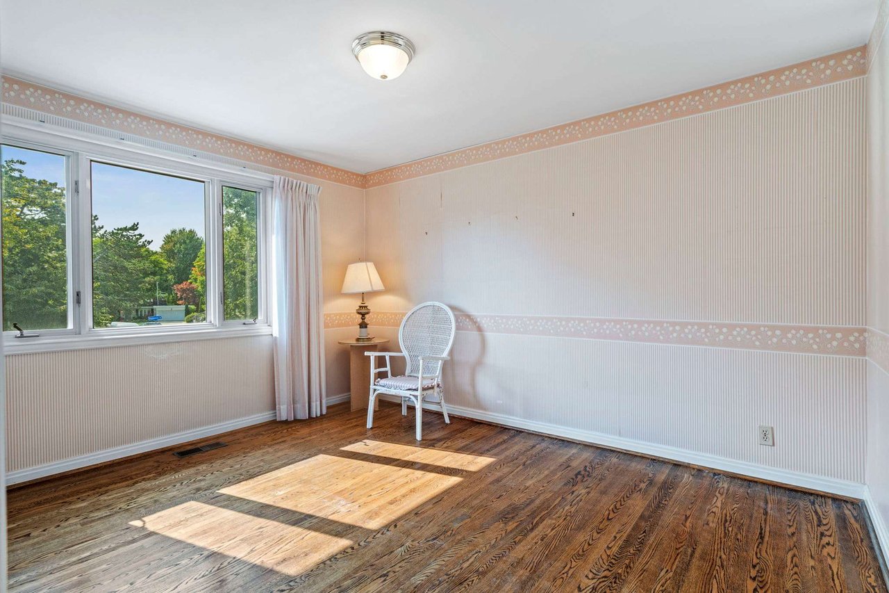 SOLD: Most Sought After St. Andrews Enclave
