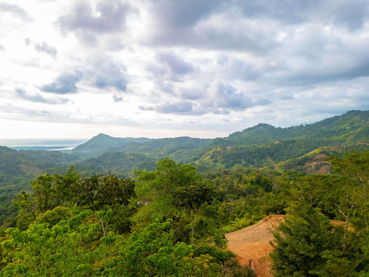 Jaw Dropping Views in Tres Rios Reserva