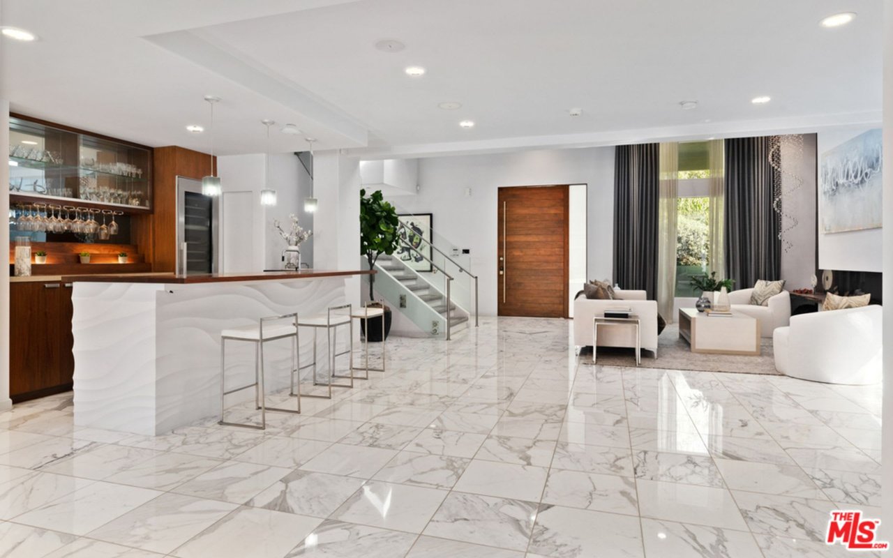 613 N Alpine Dr