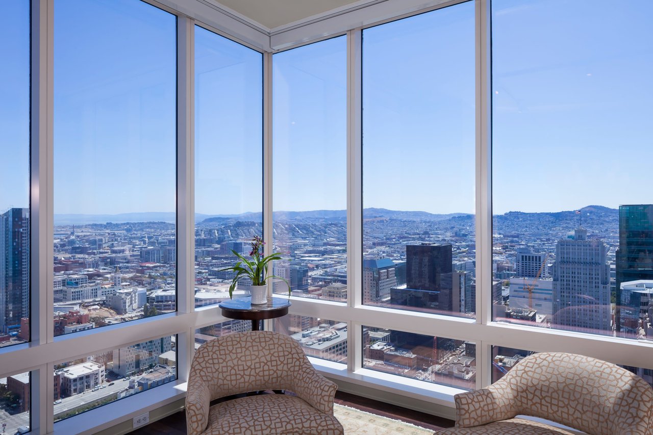 Millennium Tower 49D