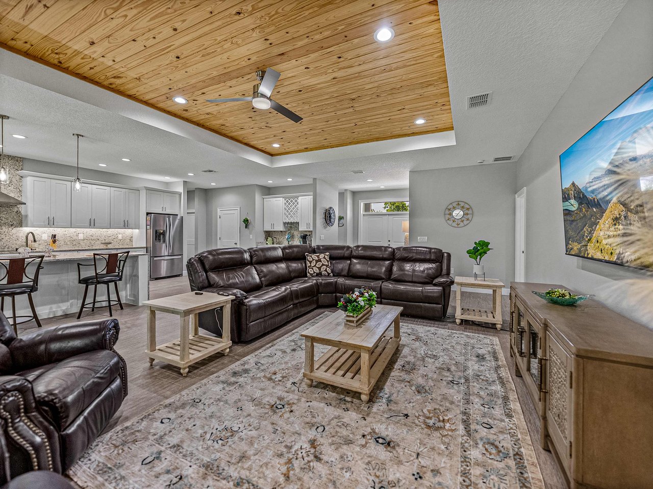 11521 PINE HOLLOW WAY