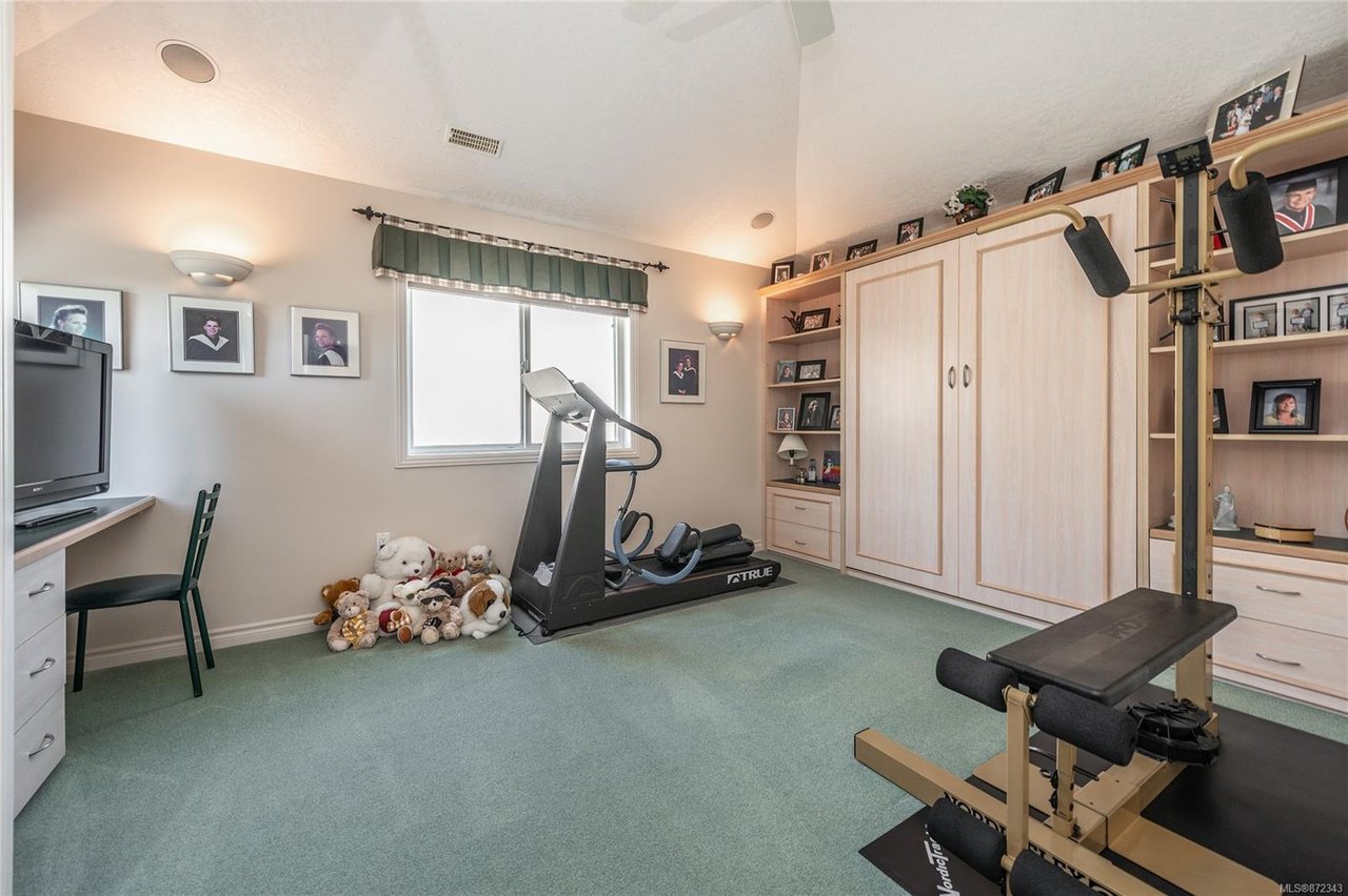 24-108 Aldersmith Pl