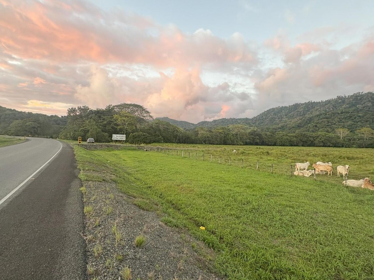 Highway Frontage Commercial Land, Manuel Antonio, Puntarenas