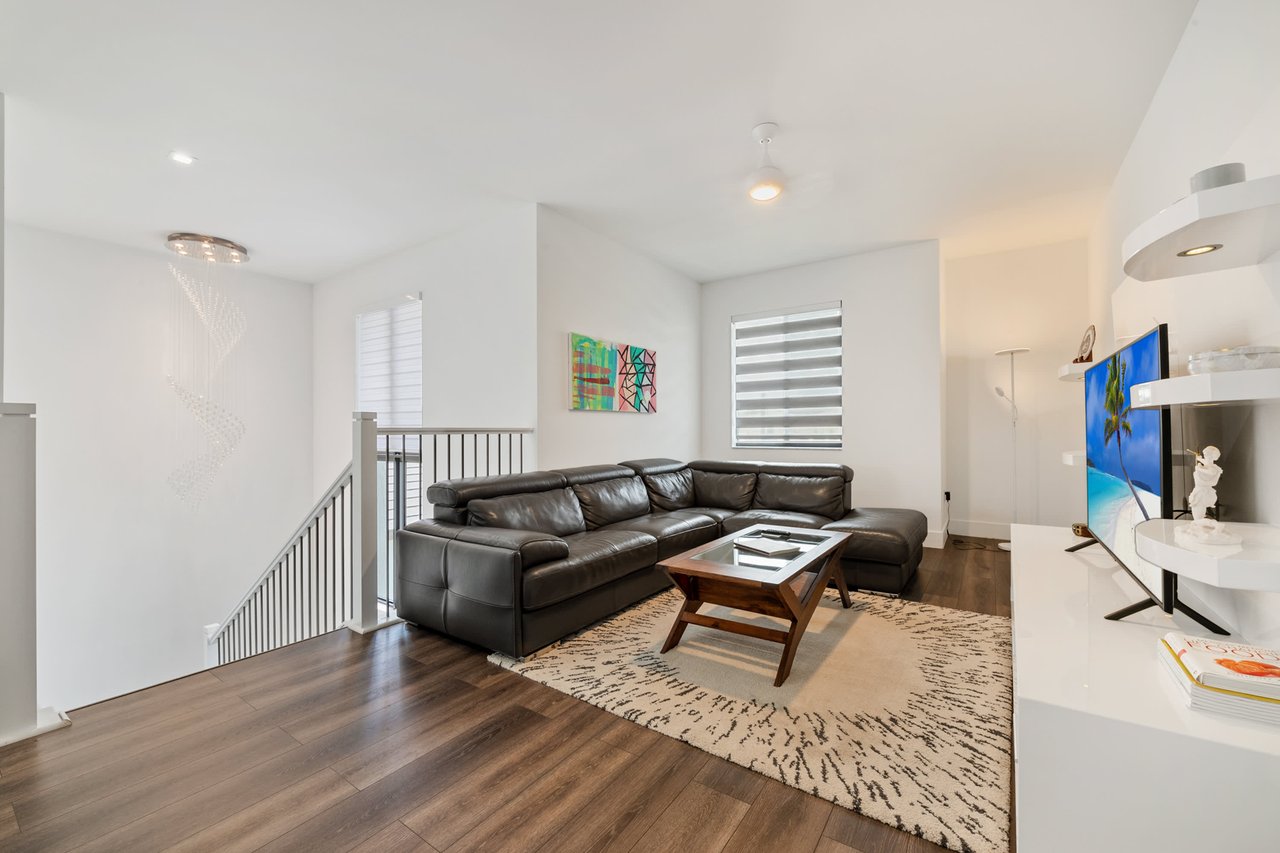 8118 NW 46th Terrace