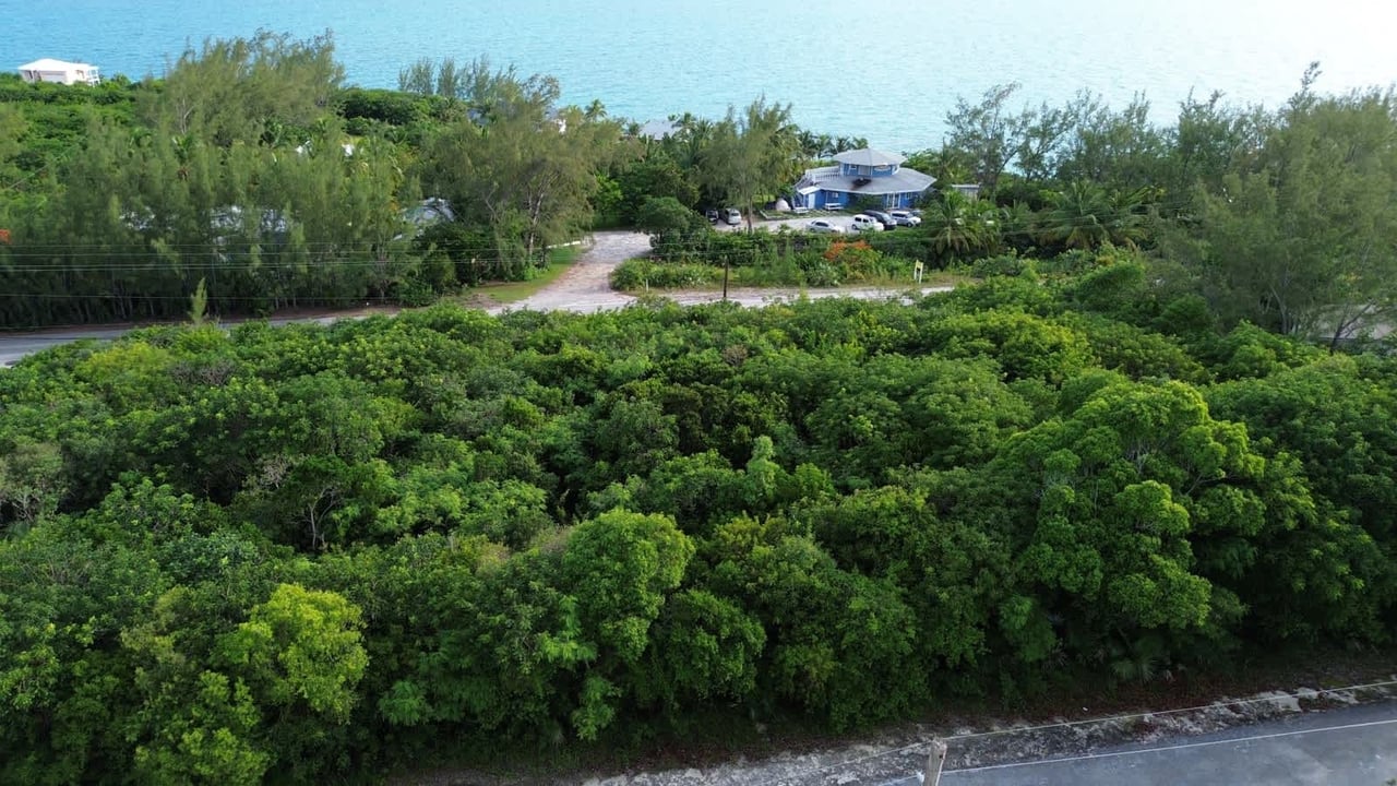 Ocean Views and Breezes in Beautiful Rainbow Bay Eleuthera