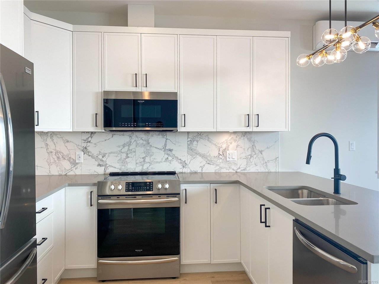 A-6532 Noblewood Pl