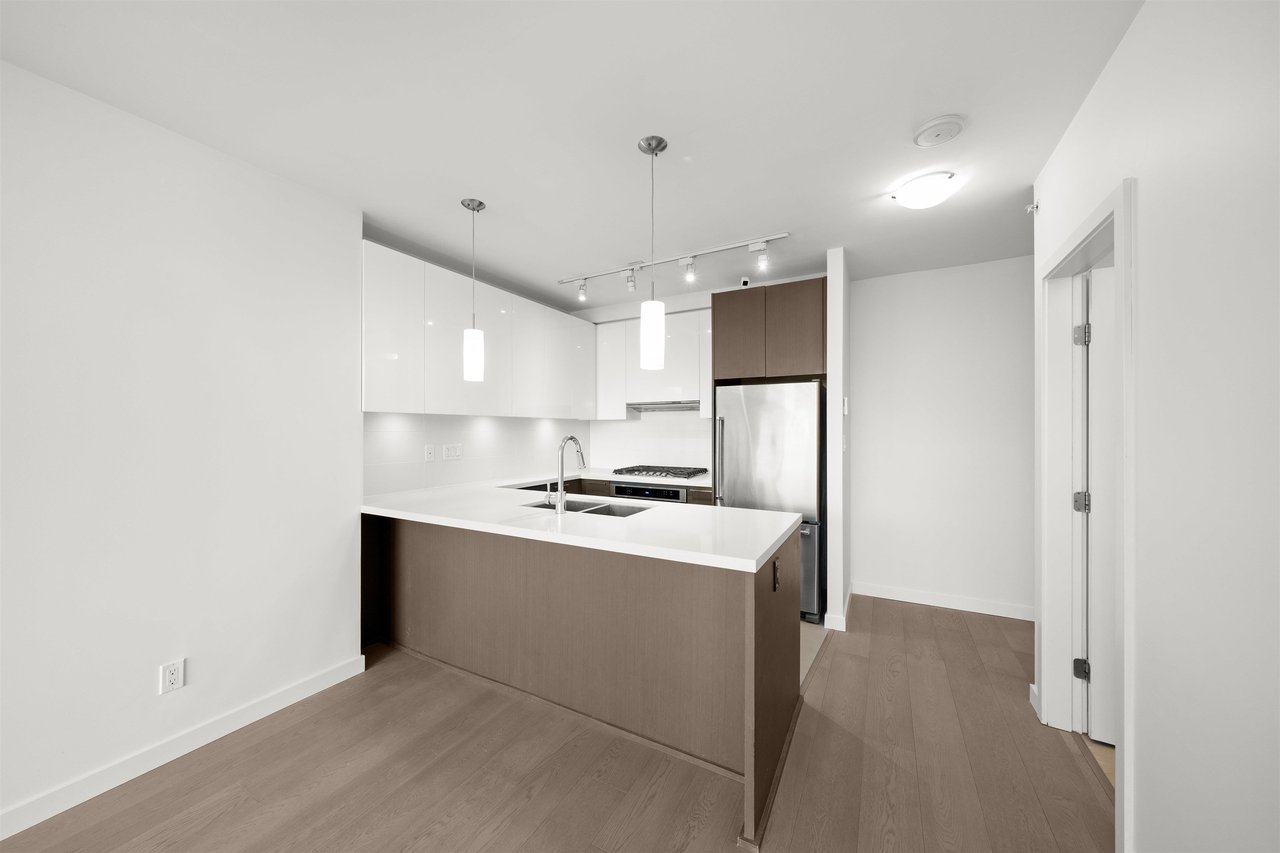 2609-3080 Lincoln Ave