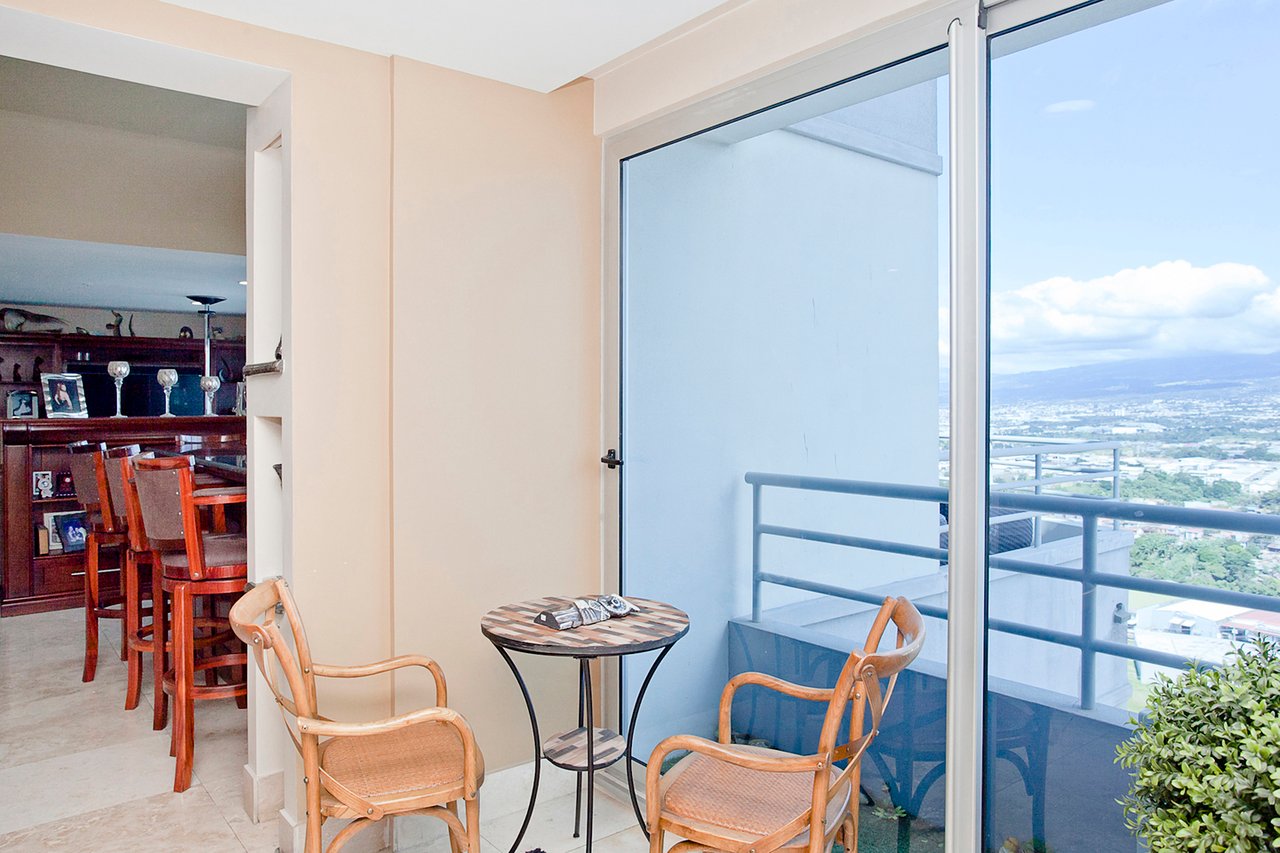 Custom Remodeled Jacuzzi Penthouse, Sabana and Rohrmoser, San Jose