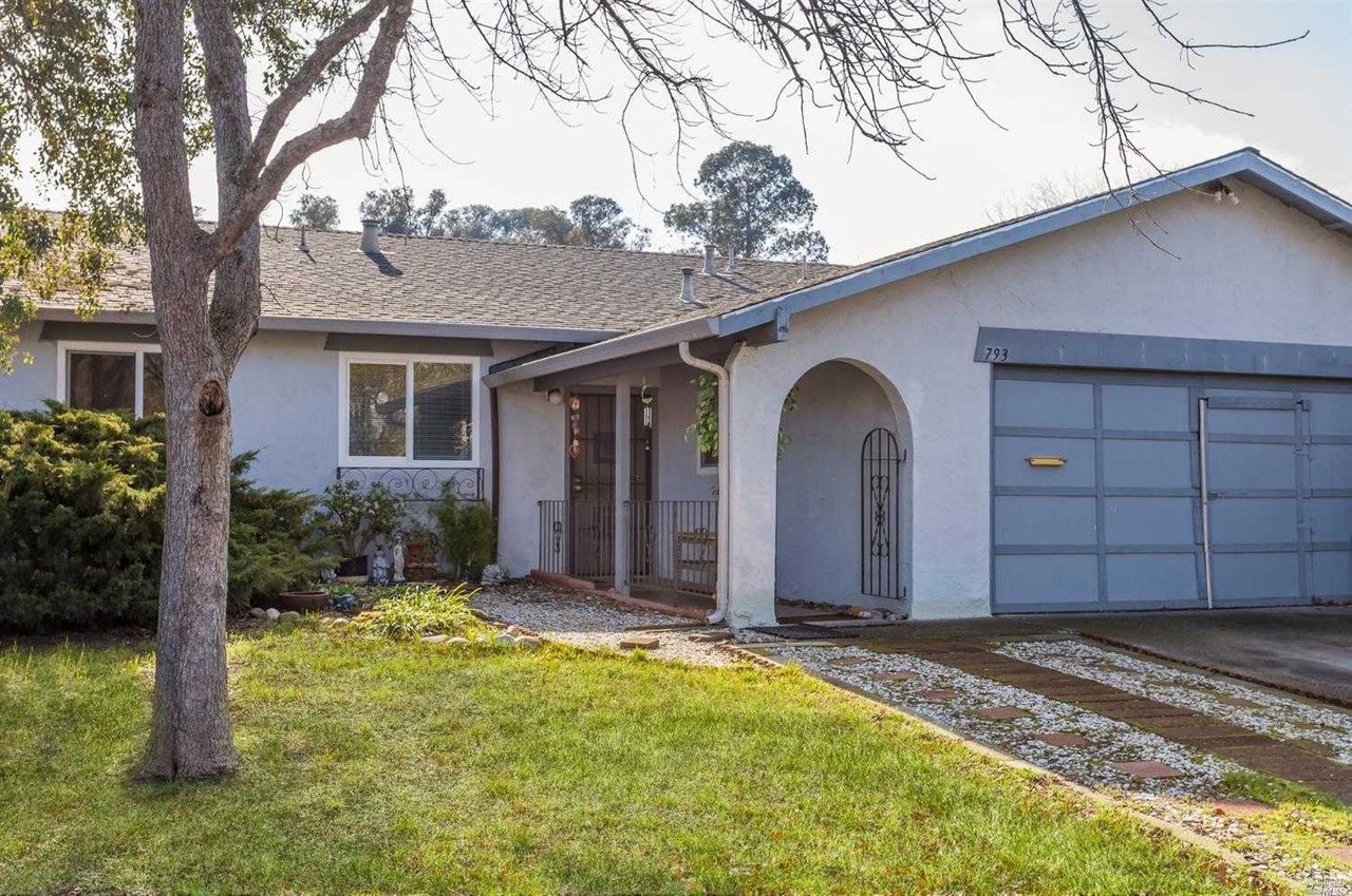 793 Goldcoast Dr