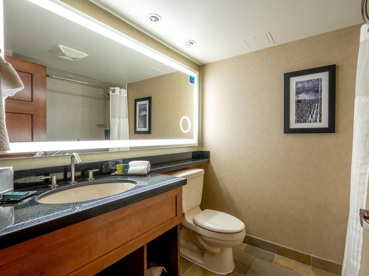 633-4050 Whistler Way, Whistler