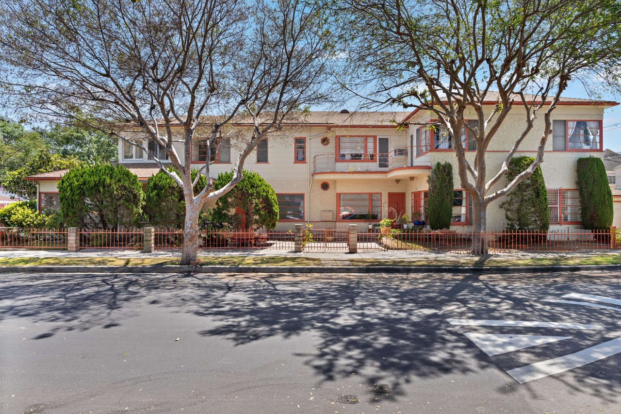 6120 Packard Street, South Carthay