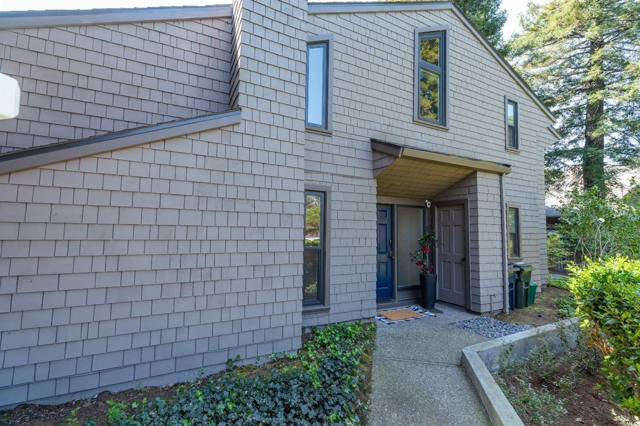 7 Willow Ln