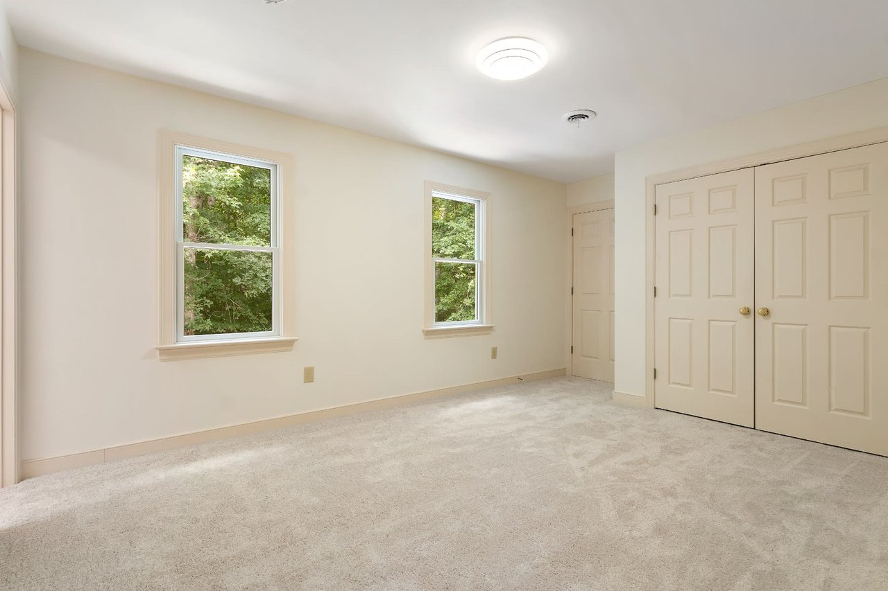 3328 Robious Forest Way