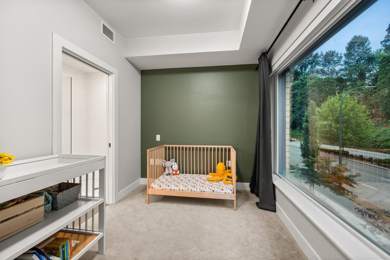3482 Marine Wy