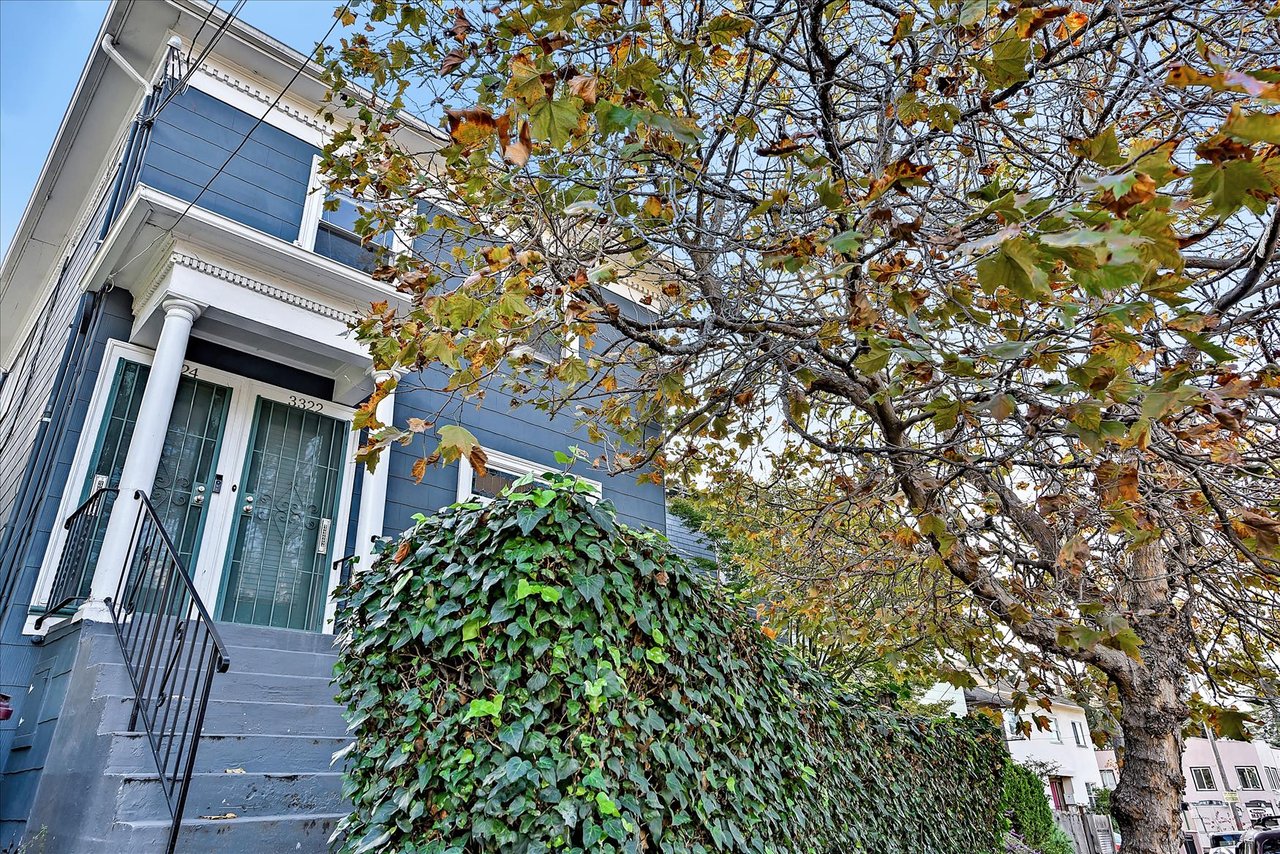 3322 Harrison St