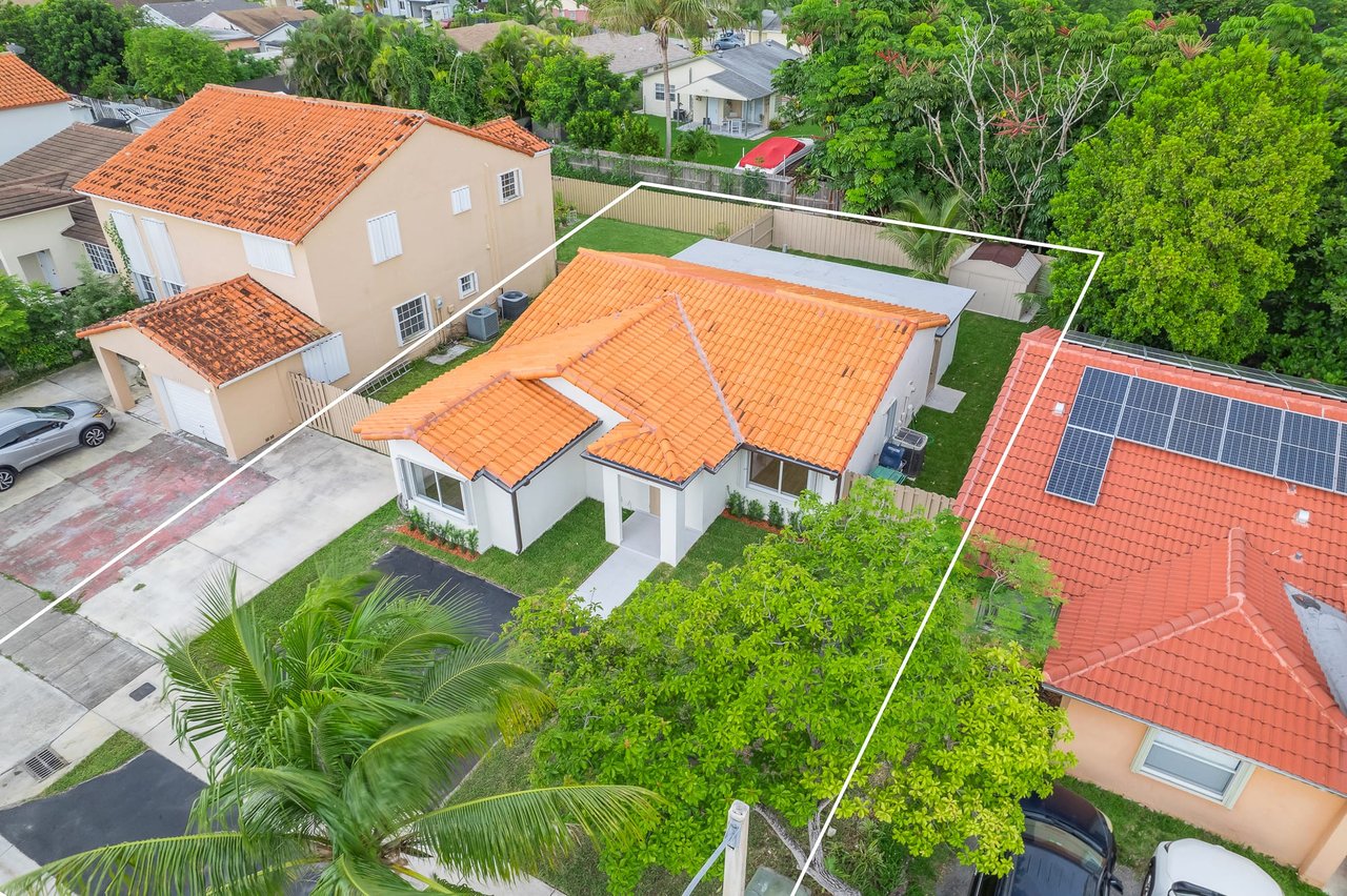 25038 SW 124th Ct, Miami, FL. 33032