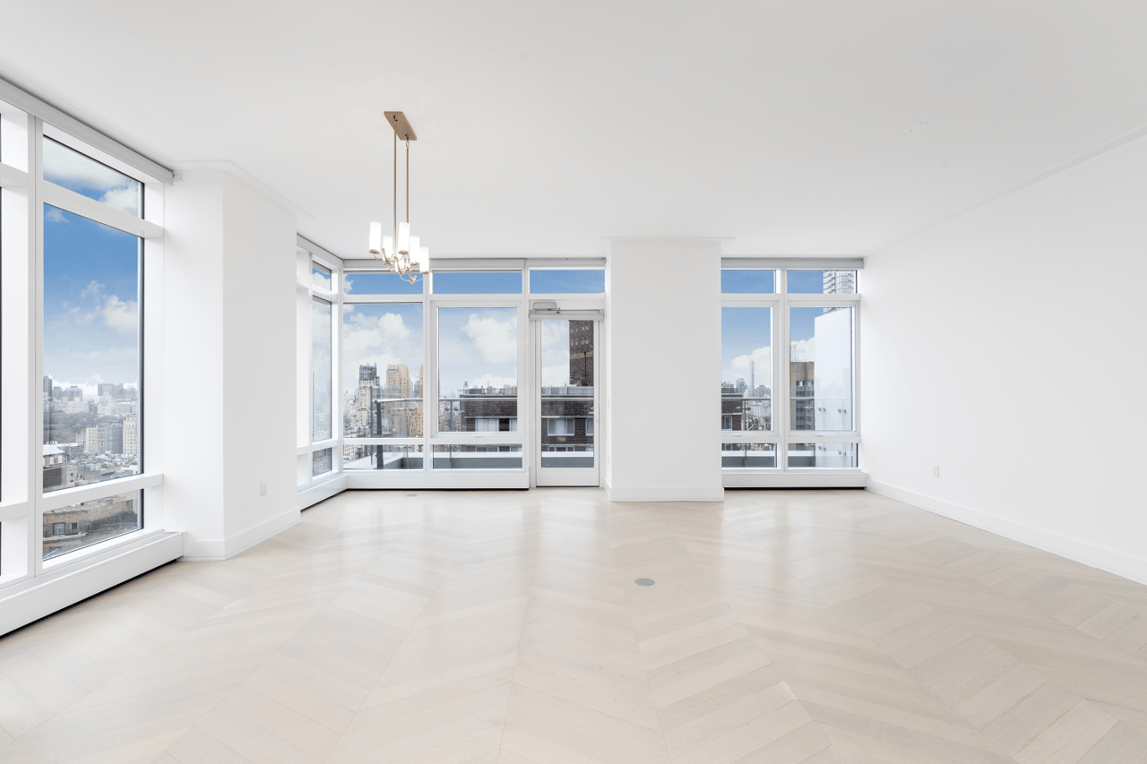 200 Amsterdam Avenue, Apt 25C