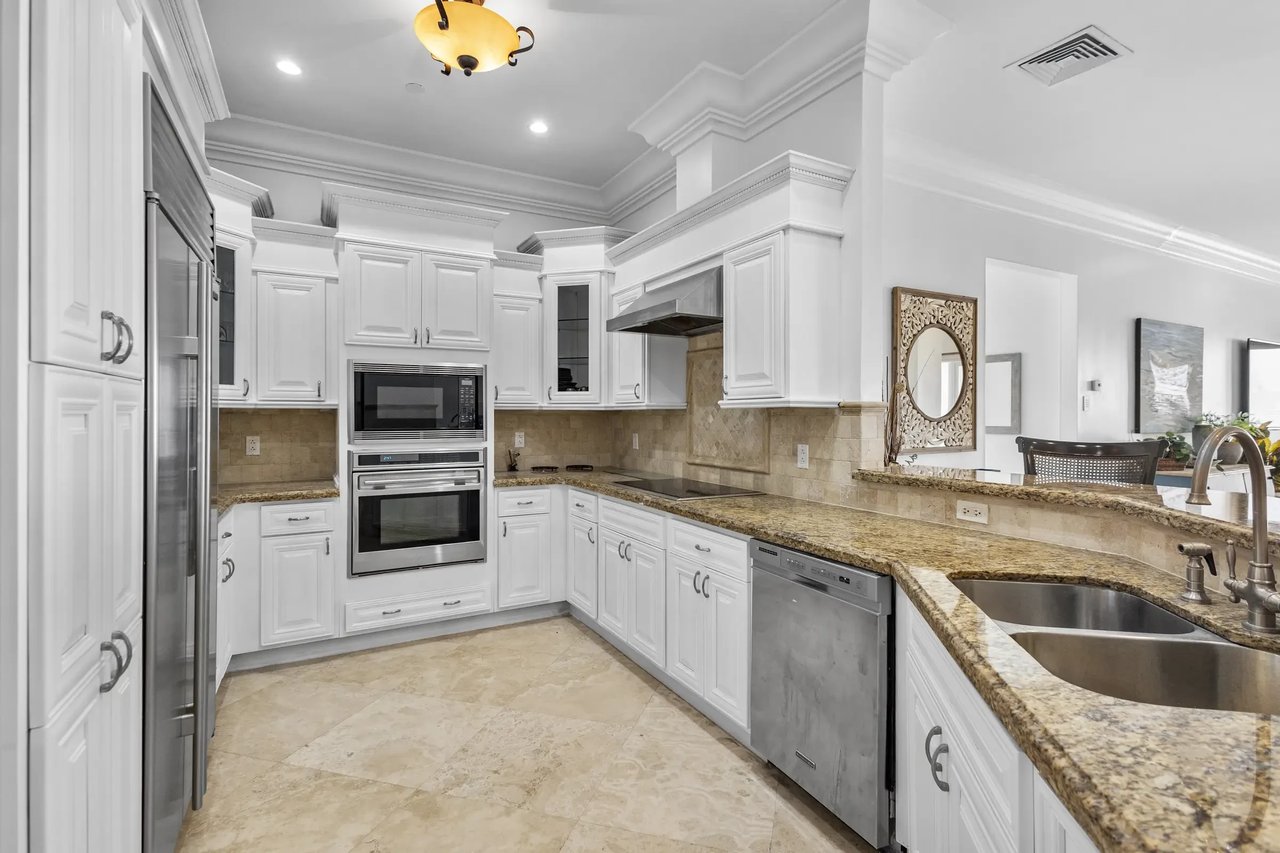 One Ocean 3 bed 2.5 bath 3400 sq ft panoramic ocean view condo