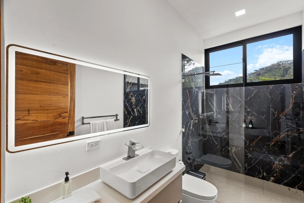 Luxury Ocean View Villa, Jaco, Puntarenas