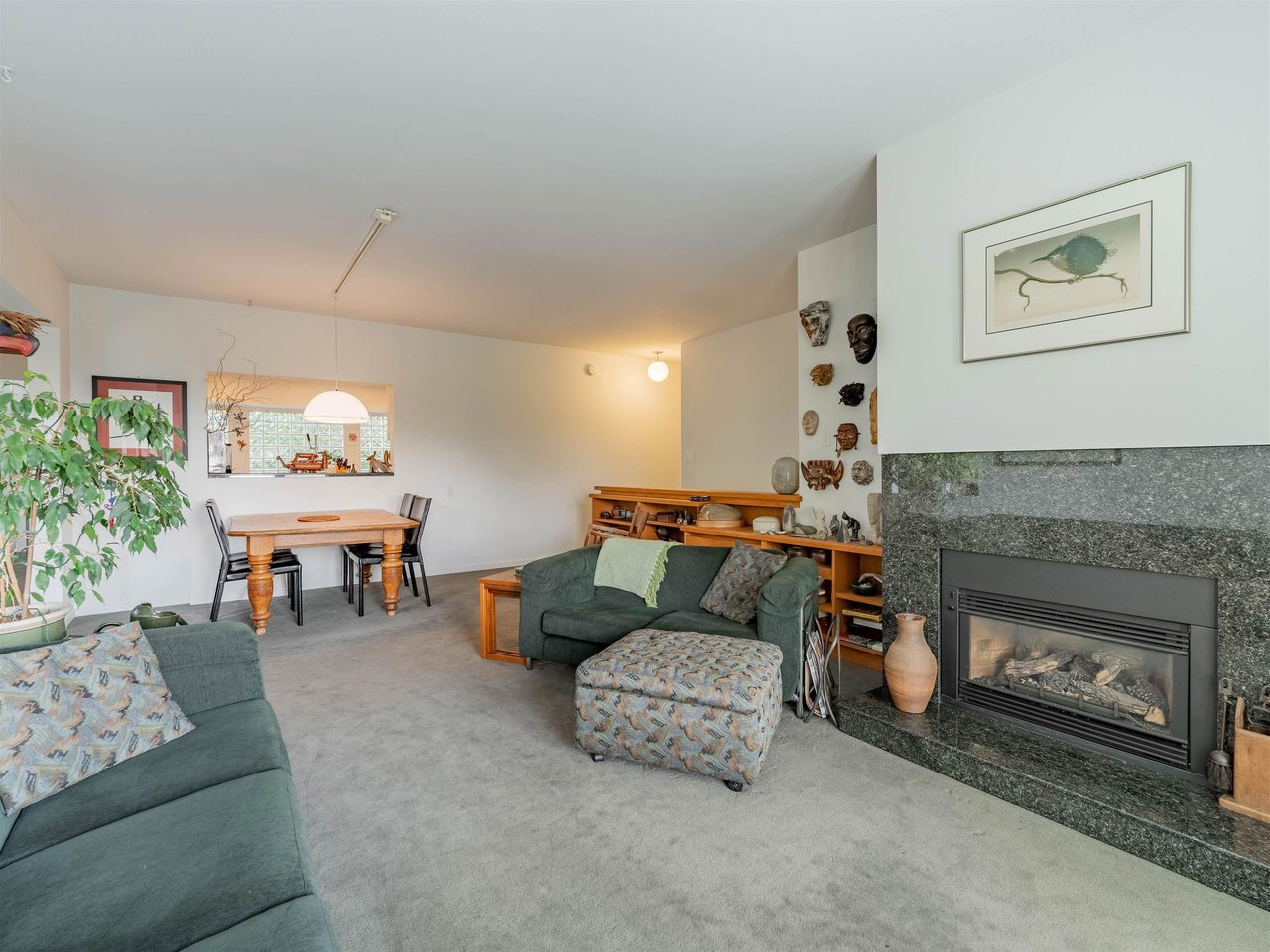 4554 Sunland Pl