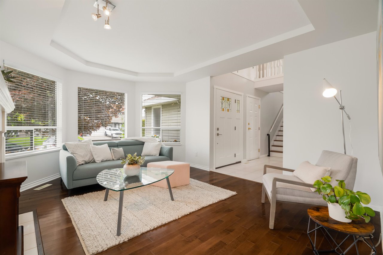 20294 125 Ave