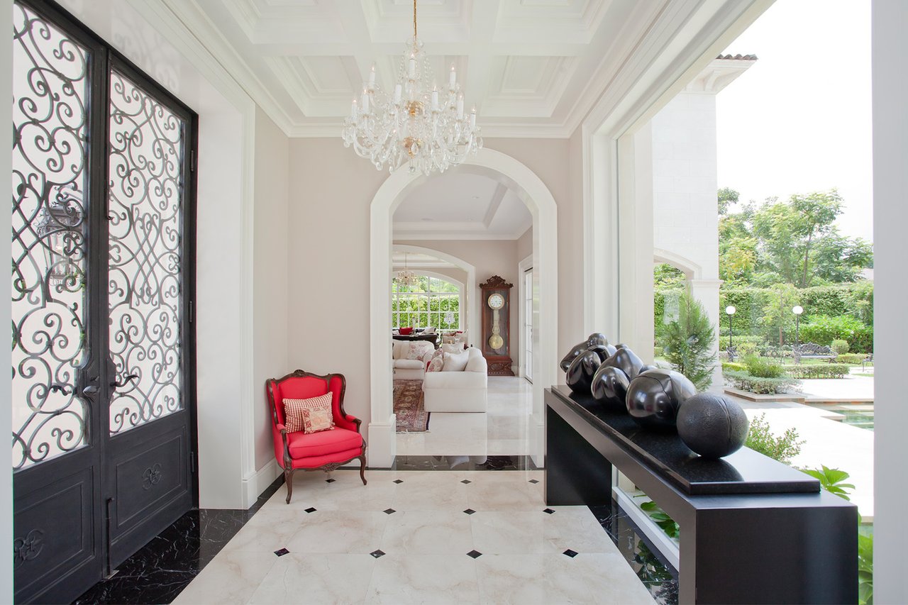Contemporary Gated Estate, Santa Ana, San Jose