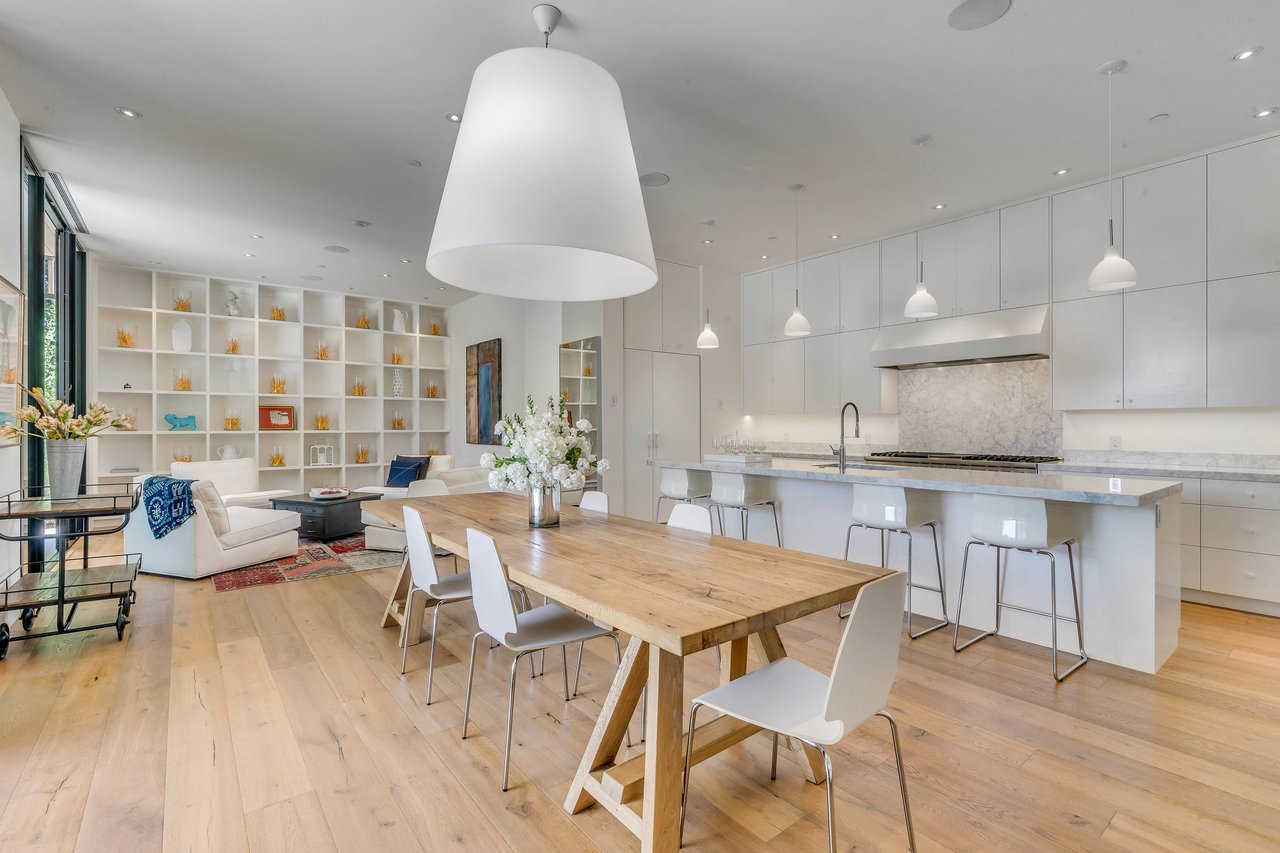 Modernist Oasis in St. Helena - SOLD