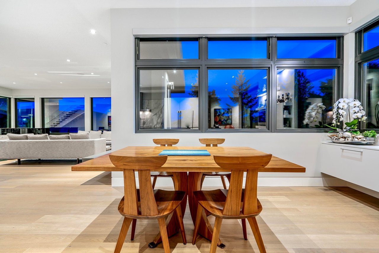 6255 St. Georges Cres