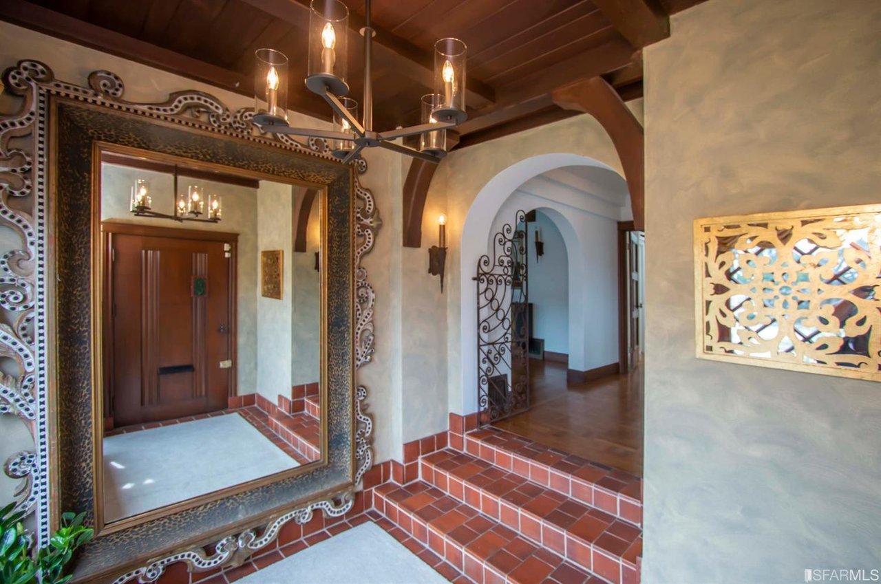 141 Junipero Serra Blvd