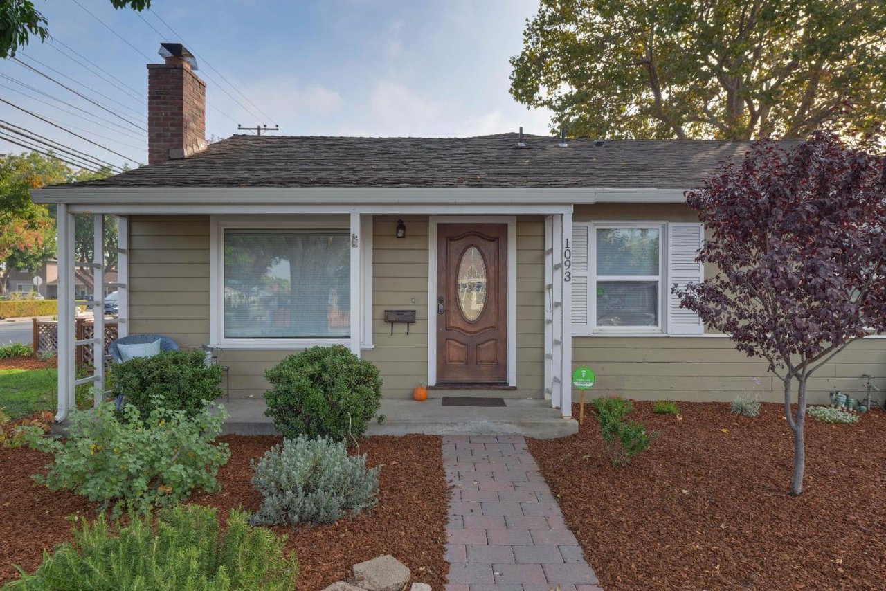 1093 Sunlite Dr