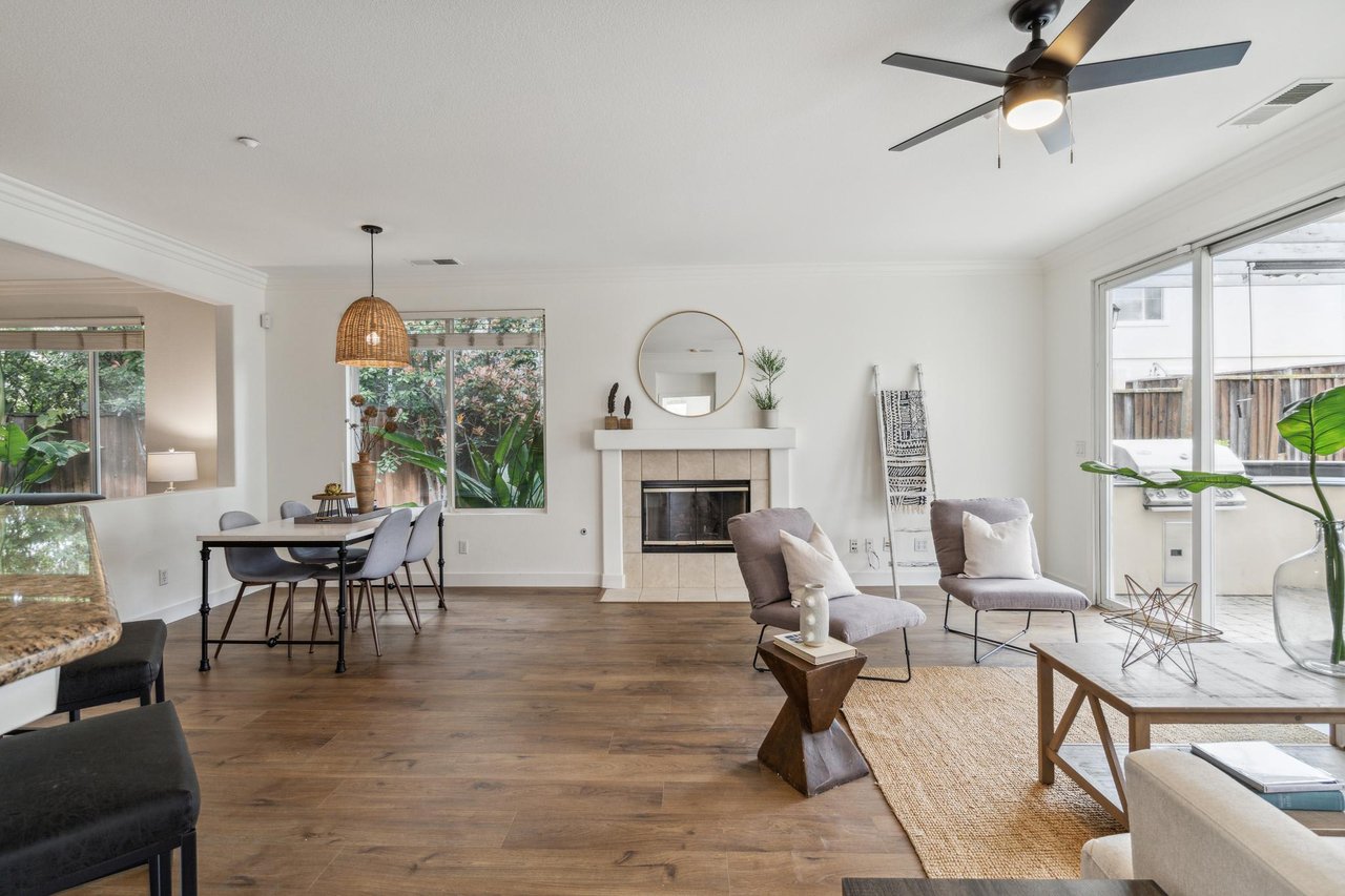 541 Taylor Dr