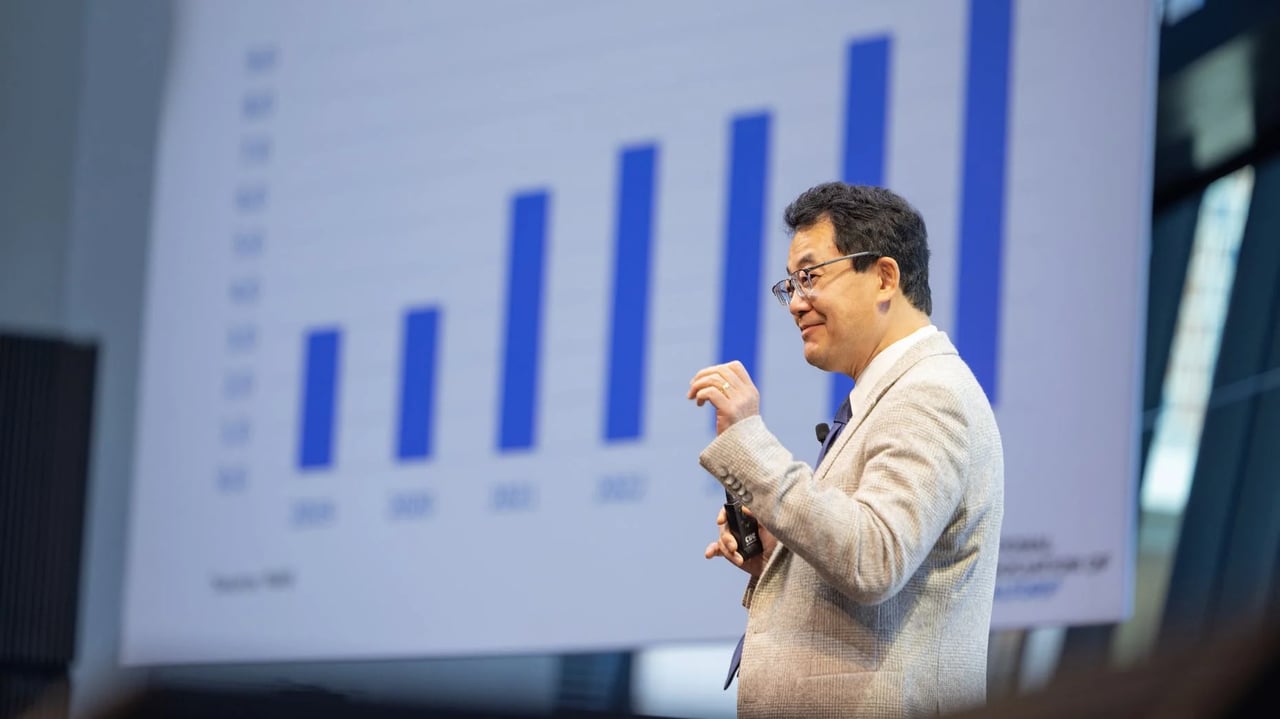 NAR’s Yun has a new 2026 prediction: a slower, less certain market recovery