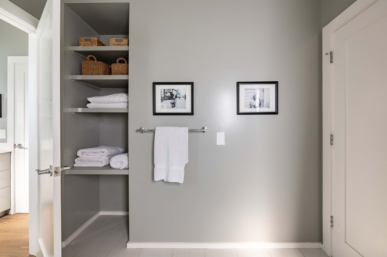 608 W Annie St # B