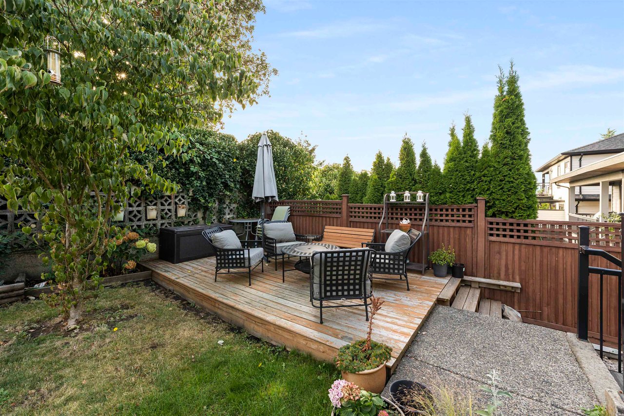 8855 Stegavik Ct