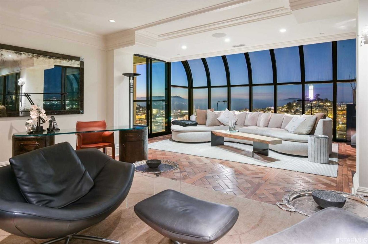 611 Washington Unit 2402