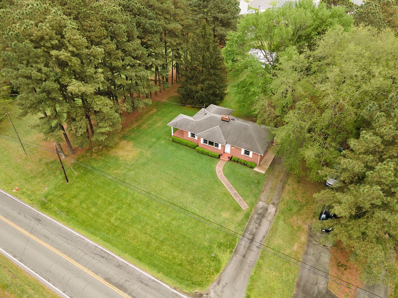 1127 Oakland Road